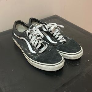Vans old skools